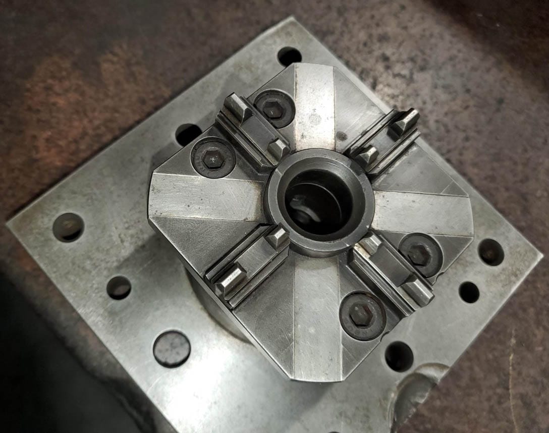 Erowa OEM Manual chuck with Base Plate